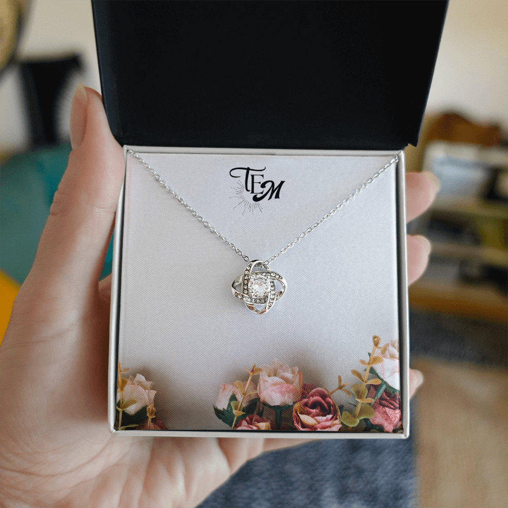 The Everlasting Love Knot Necklace